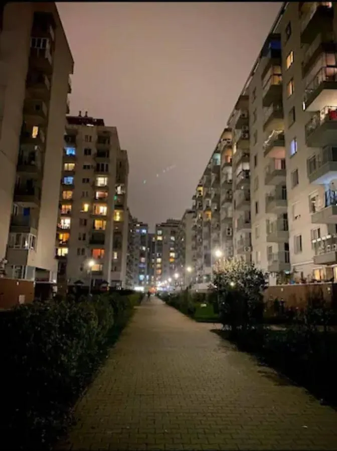 Rose Garden Colentina Apartment Bucharest Romania