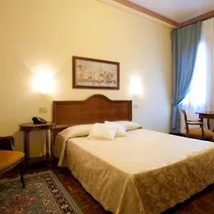 vizitați hotelul