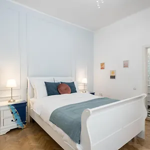  Apartament Athenee Parisian