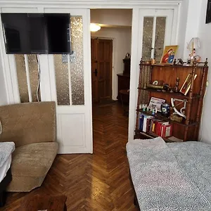 Apartment Domum - The Comunist, Bucharest