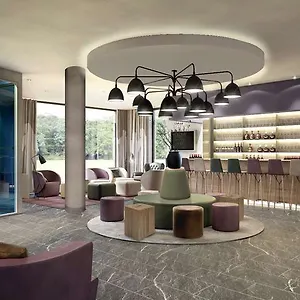 vizitați hotelul